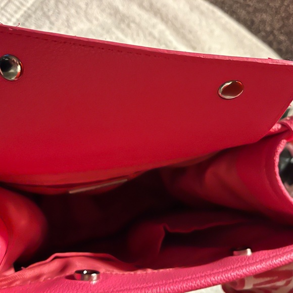 Steve Madden Pink BMinnie Crossbody handbag purse w/mini bag, shoulder strap New - Picture 4 of 14